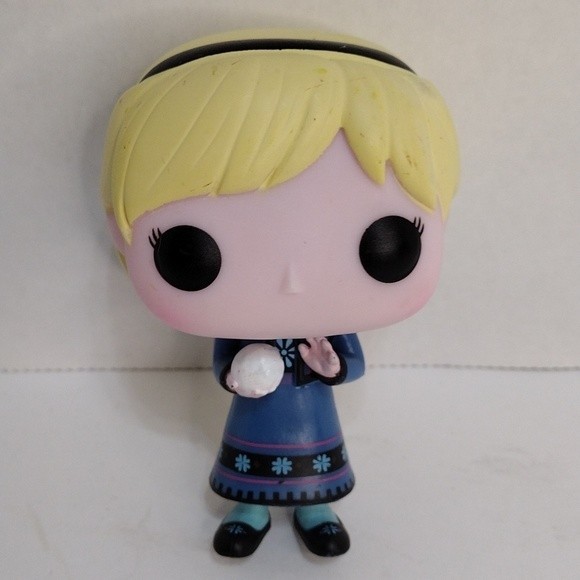 Funko POP Disney Frozen Young Elsa Action Figure - Picture 2 of 5